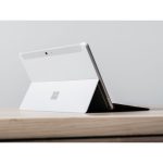 تبلت استوک مایکروسافت Surface Go با کیبورد — تصویر 3