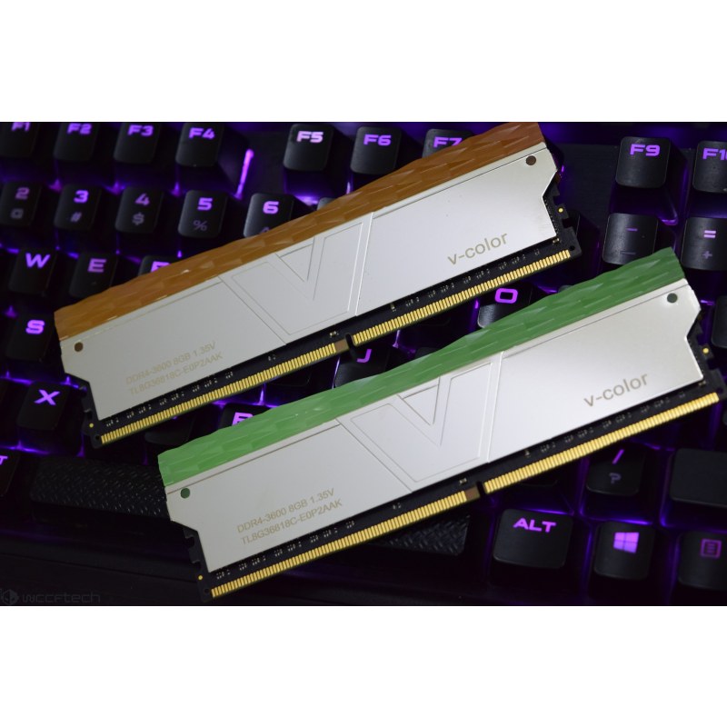 رم کامپیوتر کورسیر دو کاناله مدل Vengeance RGB Pro فرکانس 3600 مگاهرتز DDR4 تایمینگ CL18 حافظه 16 گیگابایت — نمای دوم